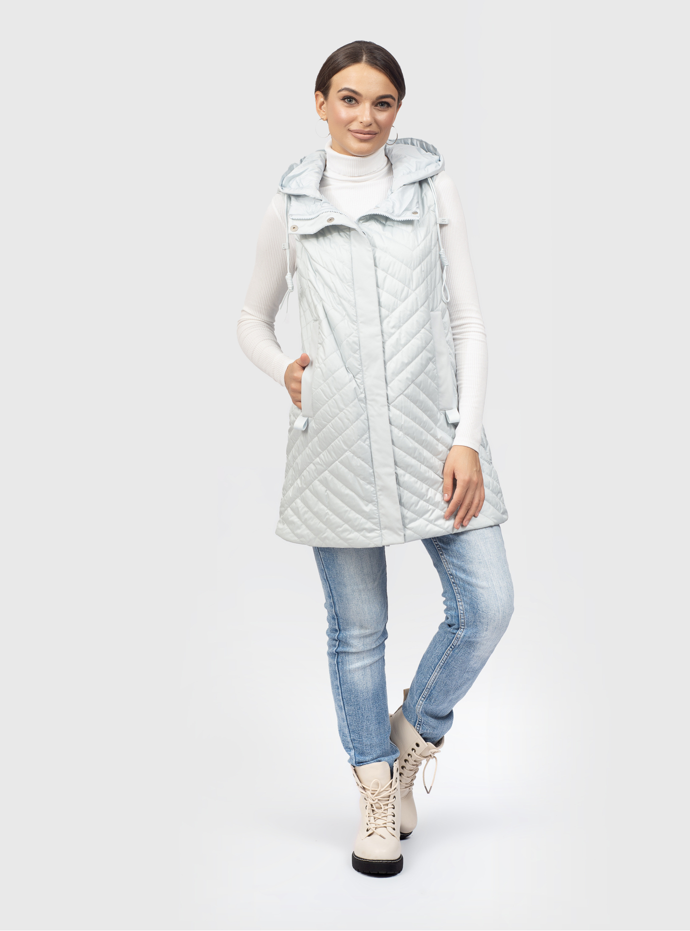 Женский удлиненный жилет Towmy 6739 Светло-голубой L (TM6739-08): фото - Alster.ua