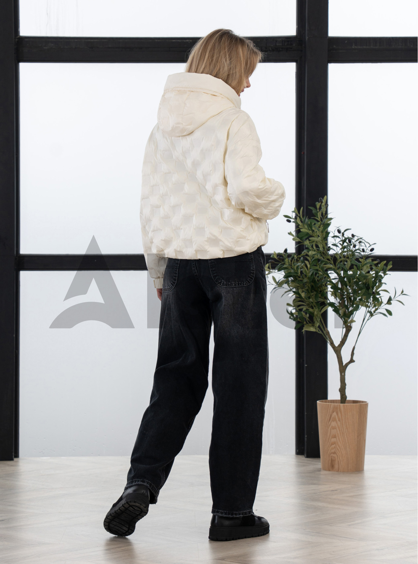 Демисезонная женская куртка Symonder 6900 Молоко S (26SYR6900-01): фото - Alster.ua