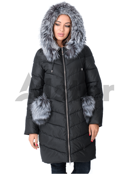 Куртка зимняя длинная с мехом чернобурки