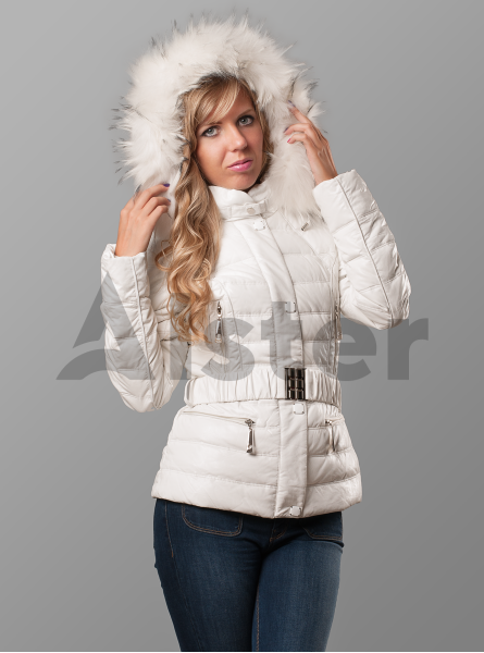 Пуховик зимний женский