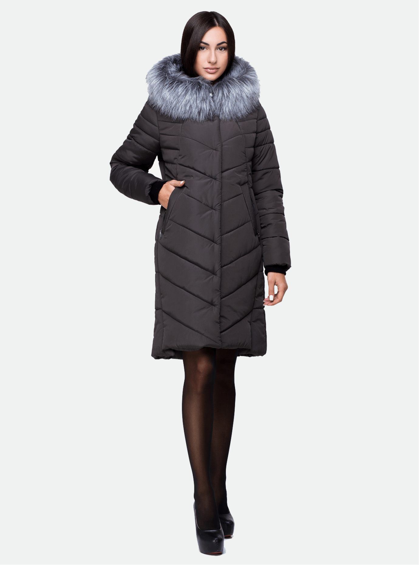 Куртка зимняя длинная с искуственным мехом Коричневый 44 (03-P19065): фото - Alster.ua