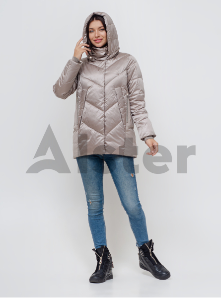 Куртка зимняя средней длины с капюшоном