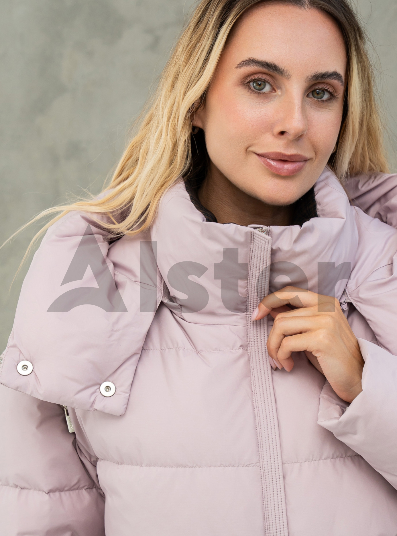 Короткий жіночий пуховик з капюшоном Clasna 1008 Пудра S (CWGD1008DW-08): фото - Alster.ua