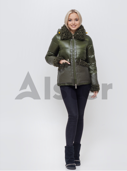 Куртка зимняя короткая со съемным капюшоном