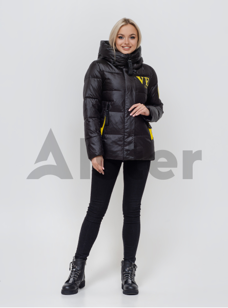 Зимняя женская куртка с капюшоном