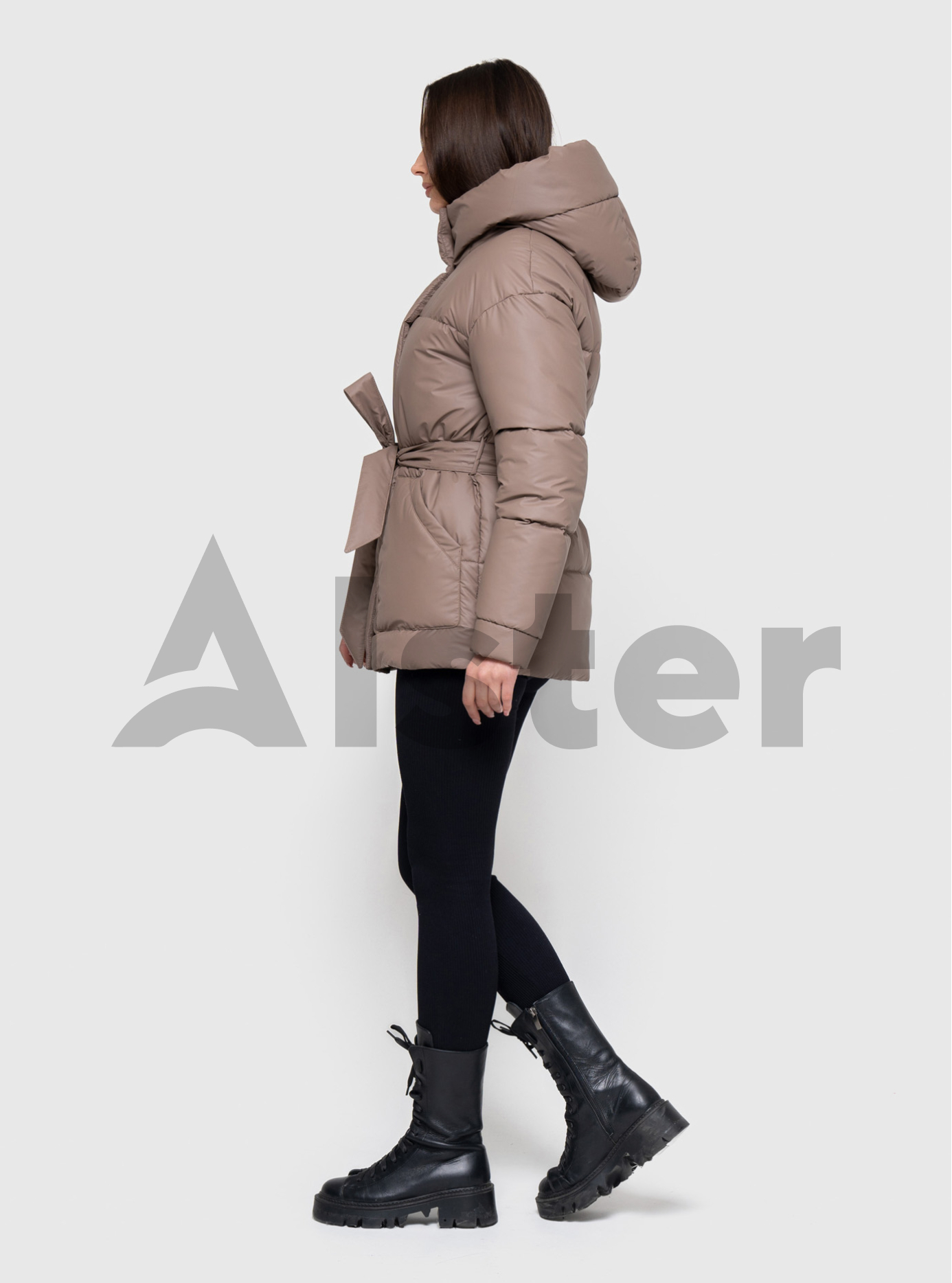 Короткая женская куртка 570 Kattaleya с поясом Карамель 40 (KTL570P-17): фото - Alster.ua Короткая женская куртка 570 Kattaleya с поясом Карамель 40 (KTL570P-17): фото - Alster.ua