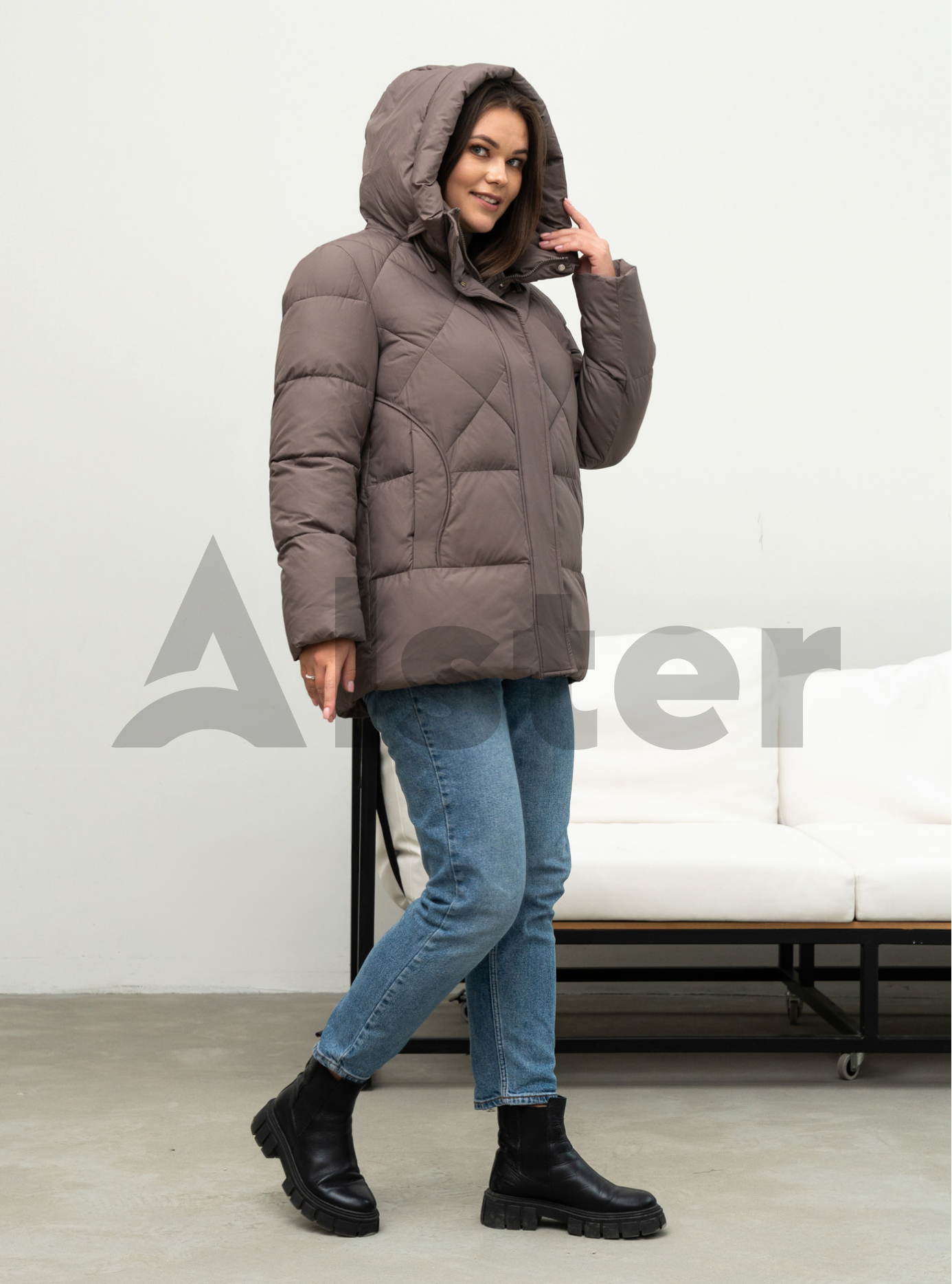 Зимняя женская куртка Meajiateer 130 big size Бронзовый 6XL (MJ25130-12): фото - Alster.ua