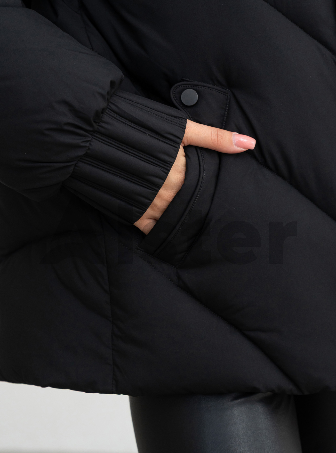 Женская куртка Olanmear 8868 с натуральным мехом Чёрный 2XL (25OLN8868-10): фото - Alster.ua