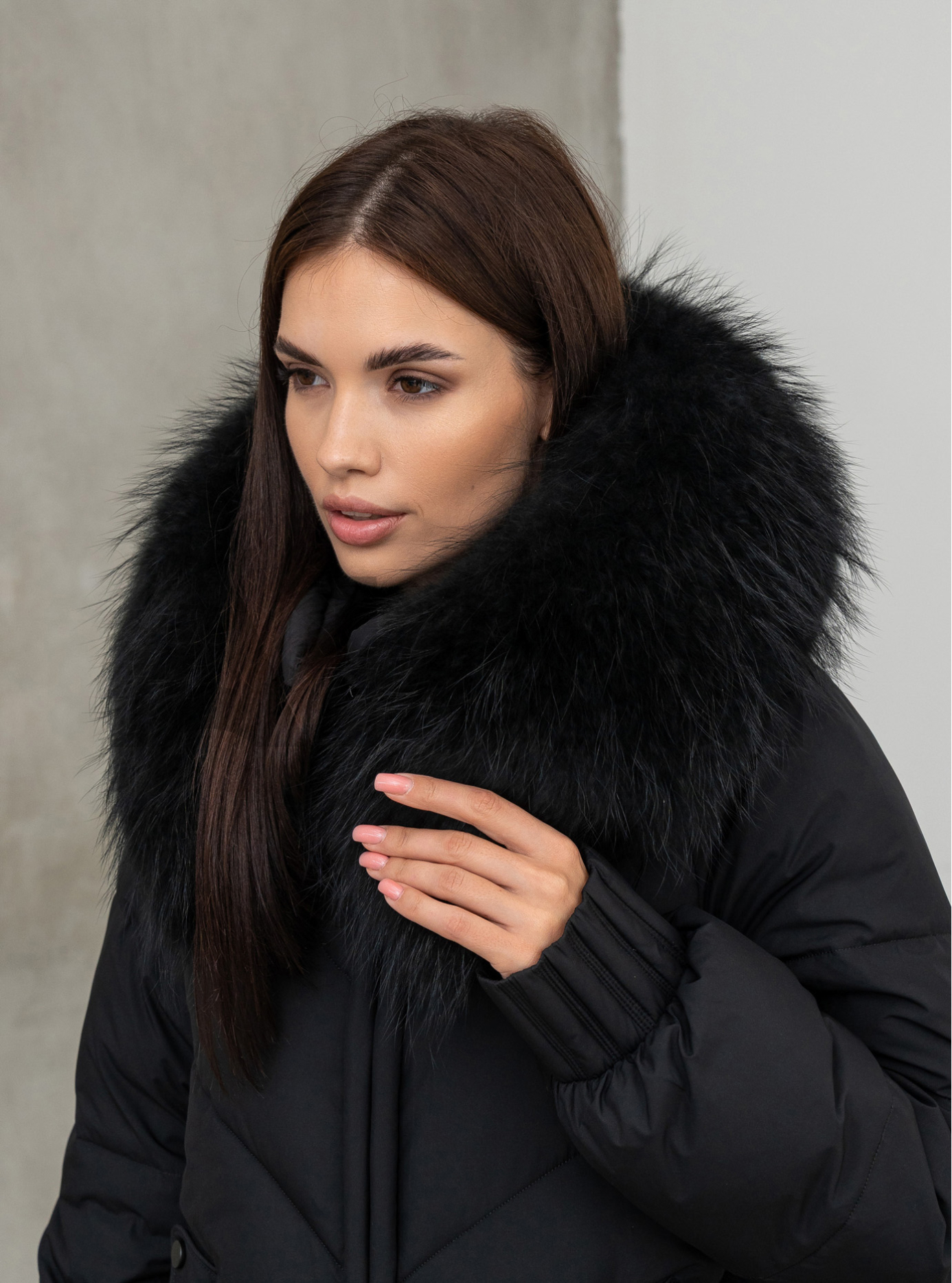 Женская куртка Olanmear 8868 с натуральным мехом Чёрный 2XL (25OLN8868-10): фото - Alster.ua