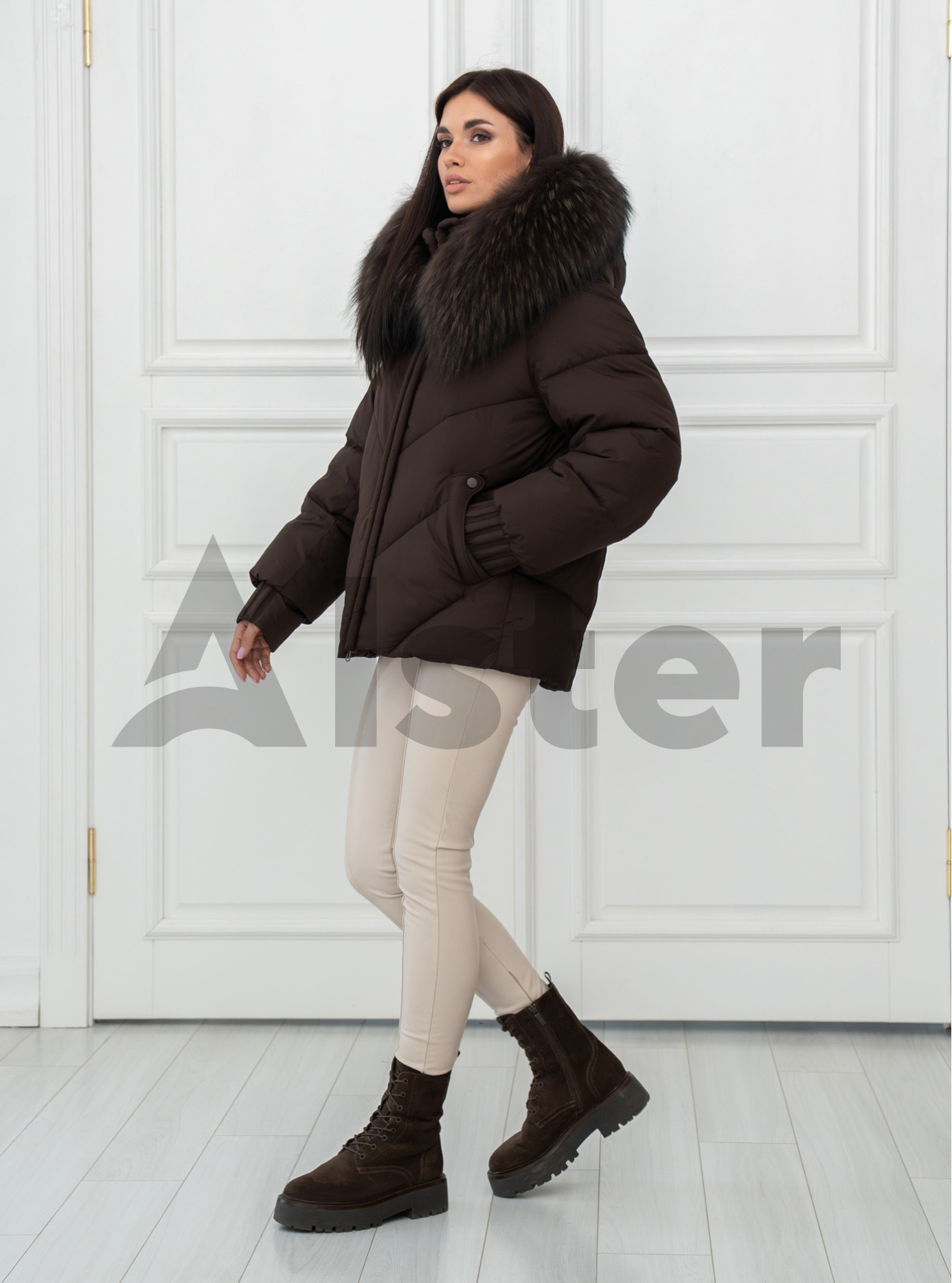 Женская куртка Olanmear 8868 с натуральным мехом Шоколадный 2XL (25OLN8868-15): фото - Alster.ua