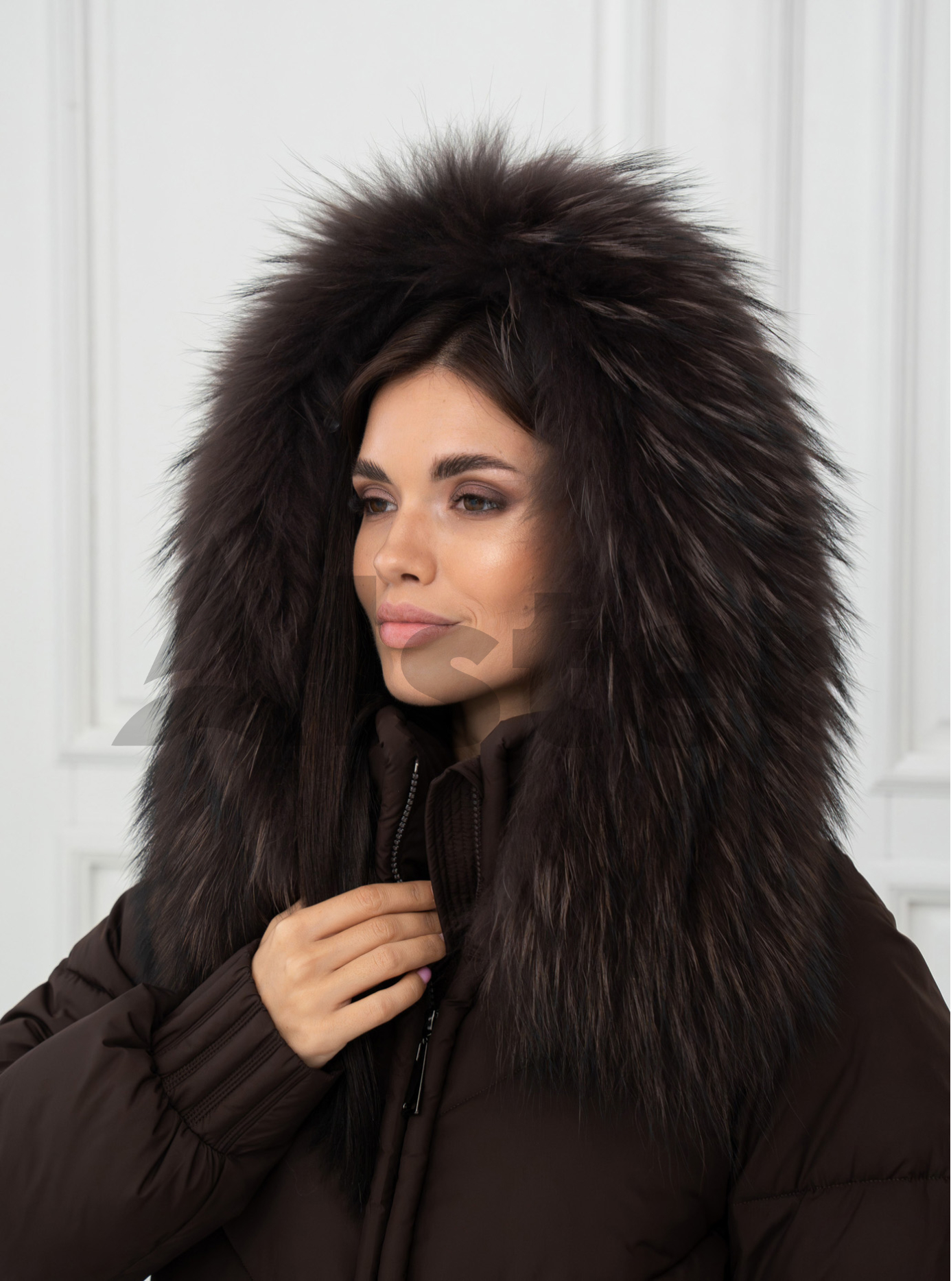 Женская куртка Olanmear 8868 с натуральным мехом Шоколадный 2XL (25OLN8868-15): фото - Alster.ua