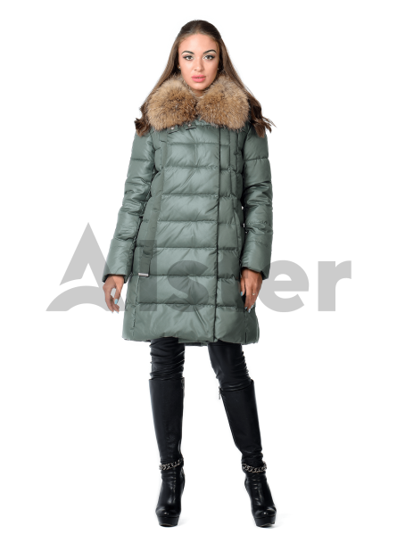 Куртка зимняя стеганая с мехом енота Куртка зимняя стеганая с мехом енота