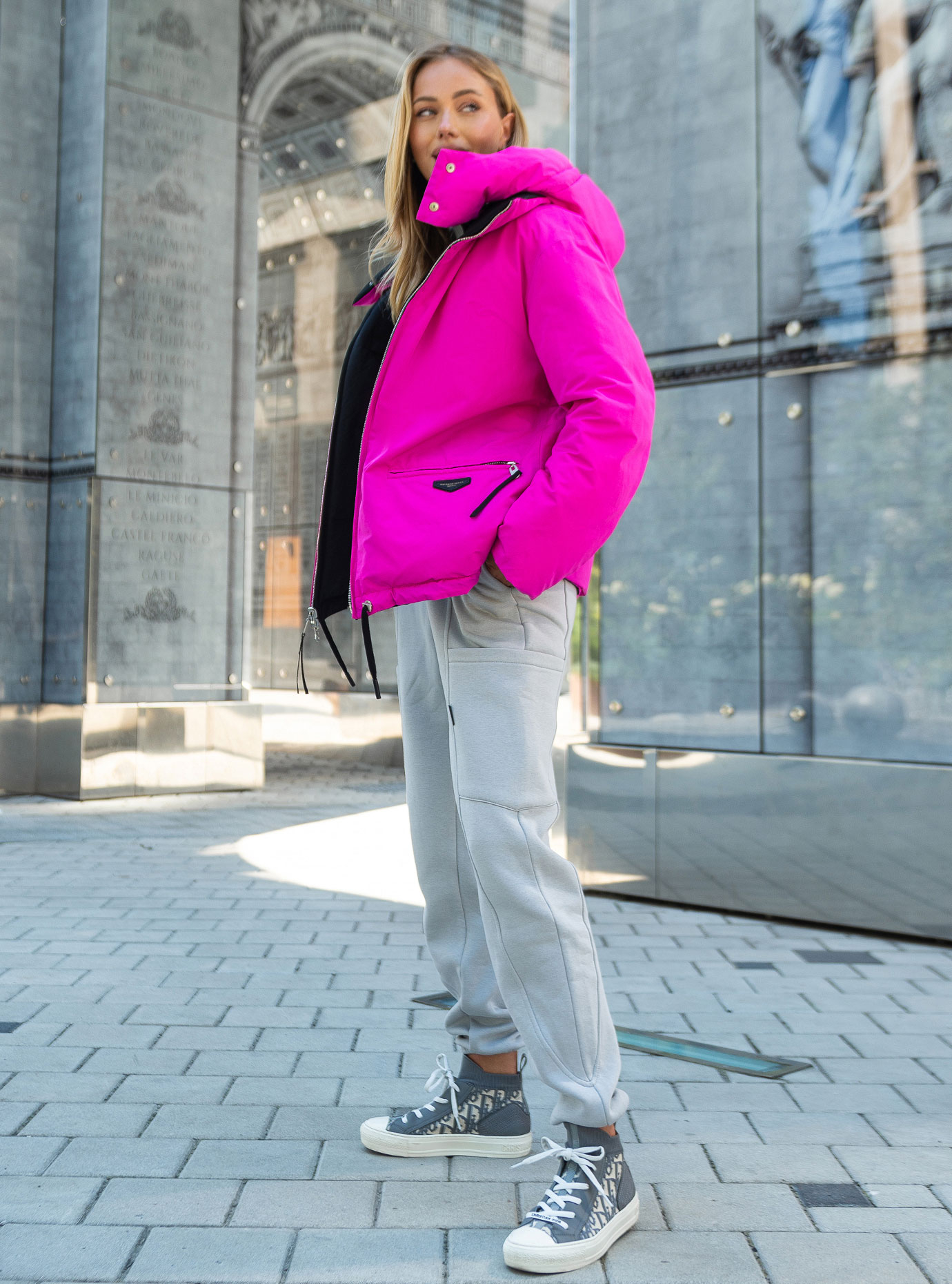 Двусторонняя женская зимняя куртка Snow Owl 23A240 Фуксия XL (23A240-04): фото - Alster.ua