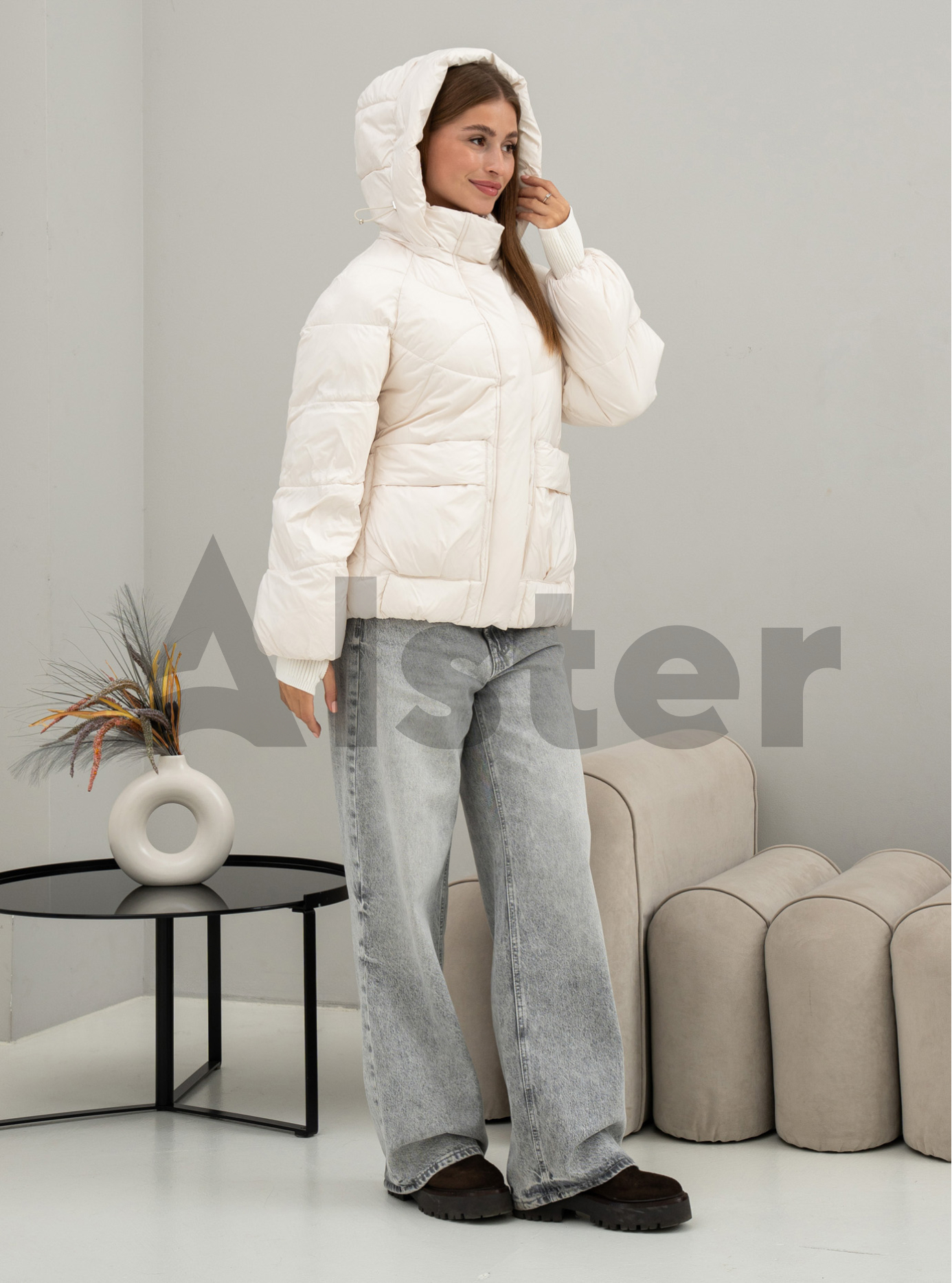 Женская зимняя куртка Snow Ow 25A145 Молоко XL (25A145-08): фото - Alster.ua