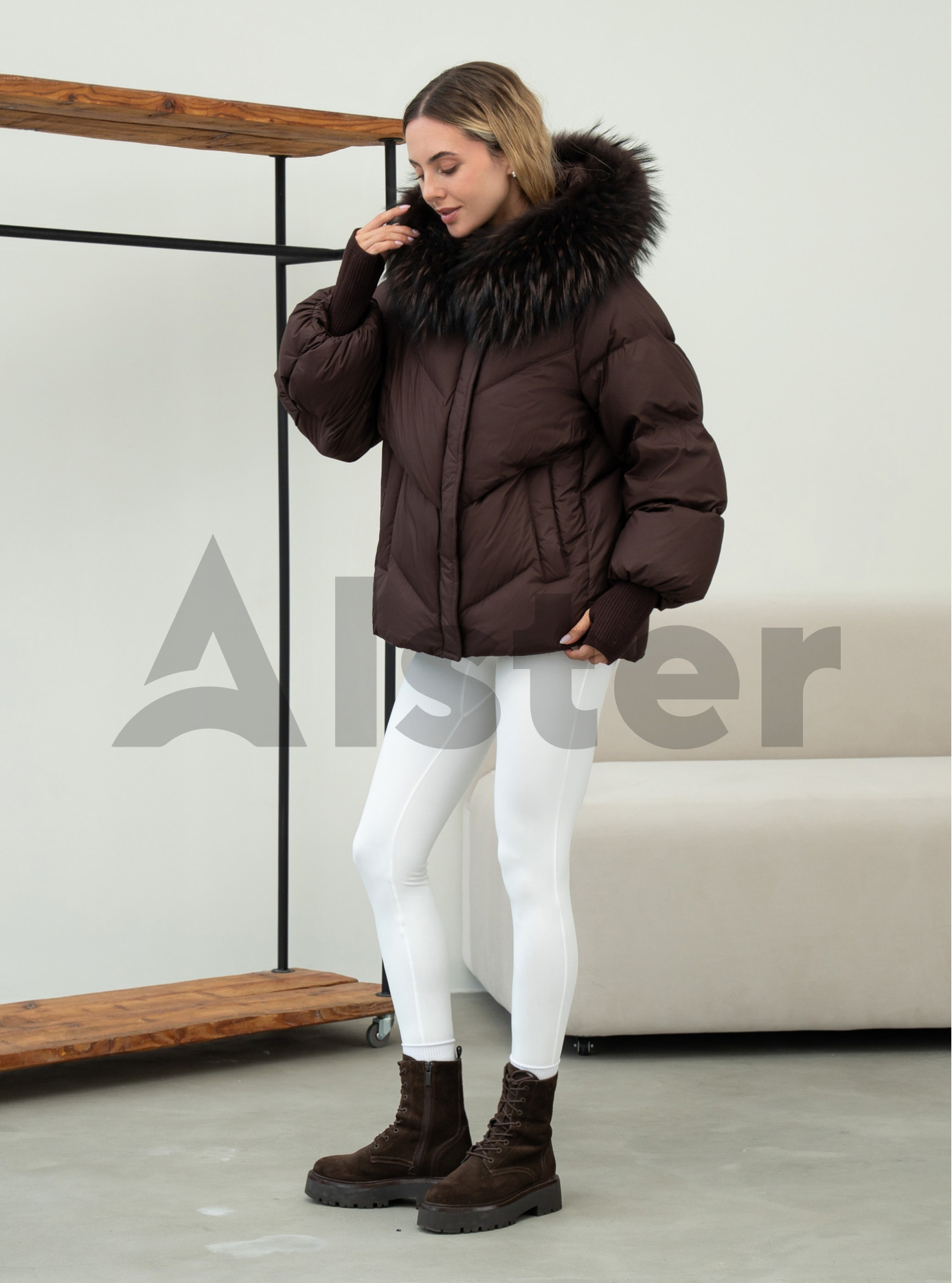 Женский пуховик с мехом Snow Ow 25A208 Шоколадный XS (25A208-12): фото - Alster.ua