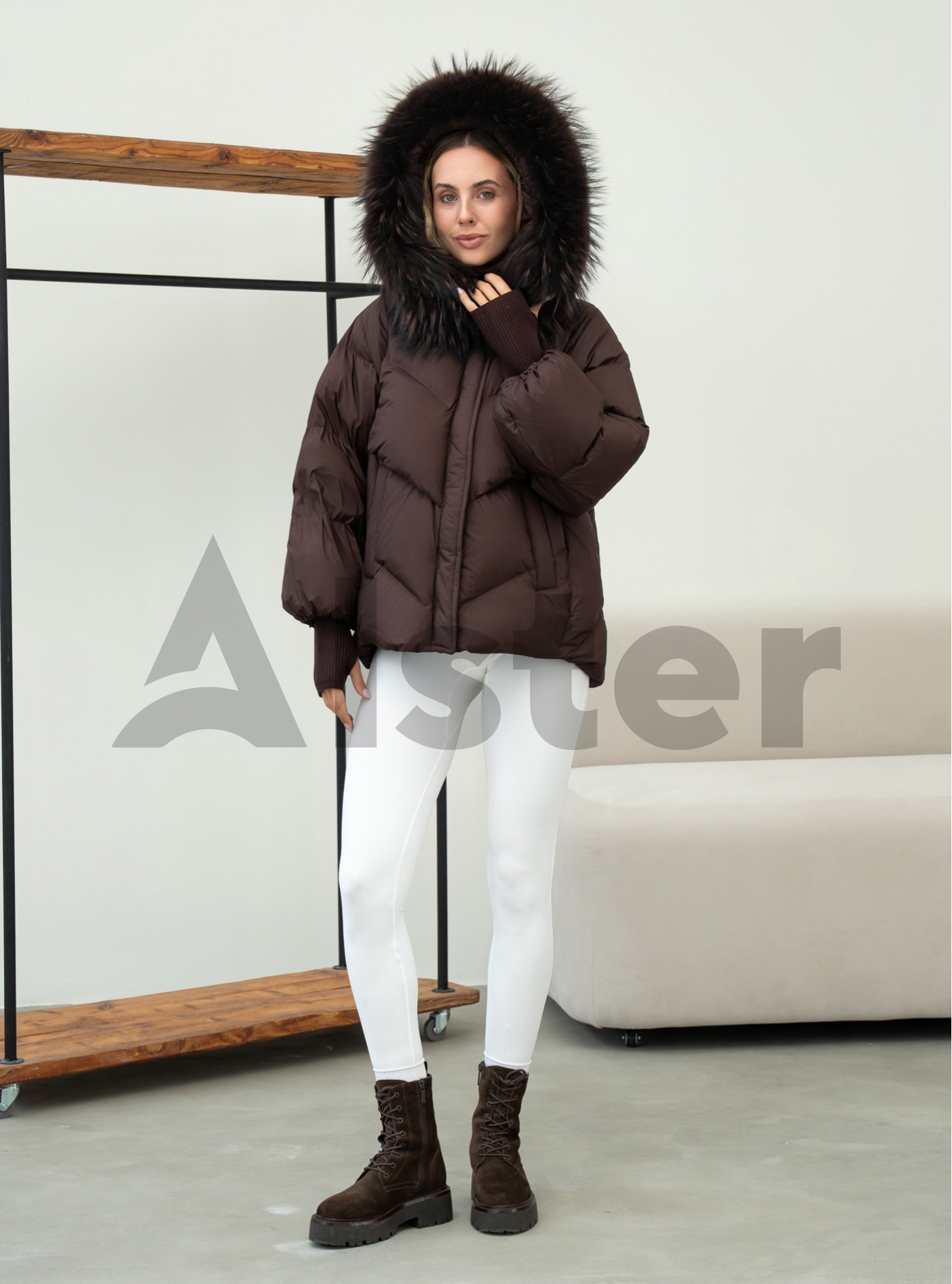 Женский пуховик с мехом Snow Ow 25A208 Шоколадный XS (25A208-12): фото - Alster.ua