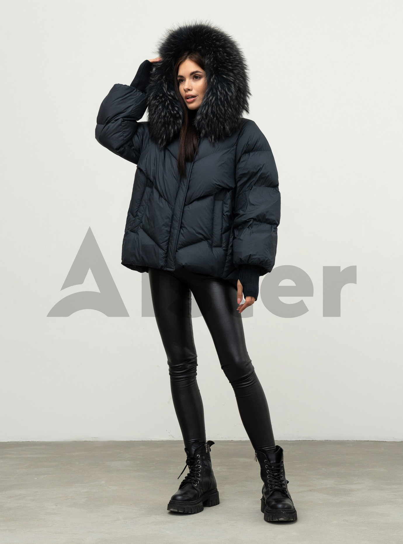 Женский пуховик с мехом Snow Ow 25A208 Чёрный S (25A208-01): фото - Alster.ua