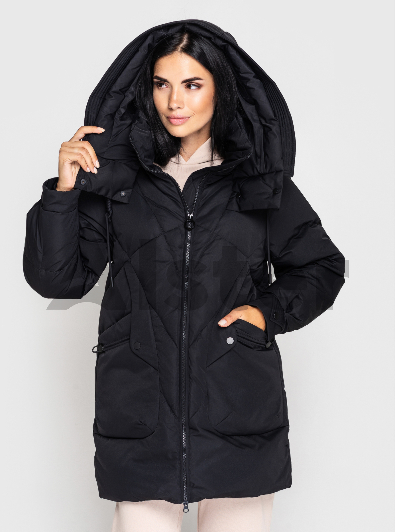 Короткая зимняя женская куртка Towmy 2125 Чёрный S (TWM2125-06): фото - Alster.ua