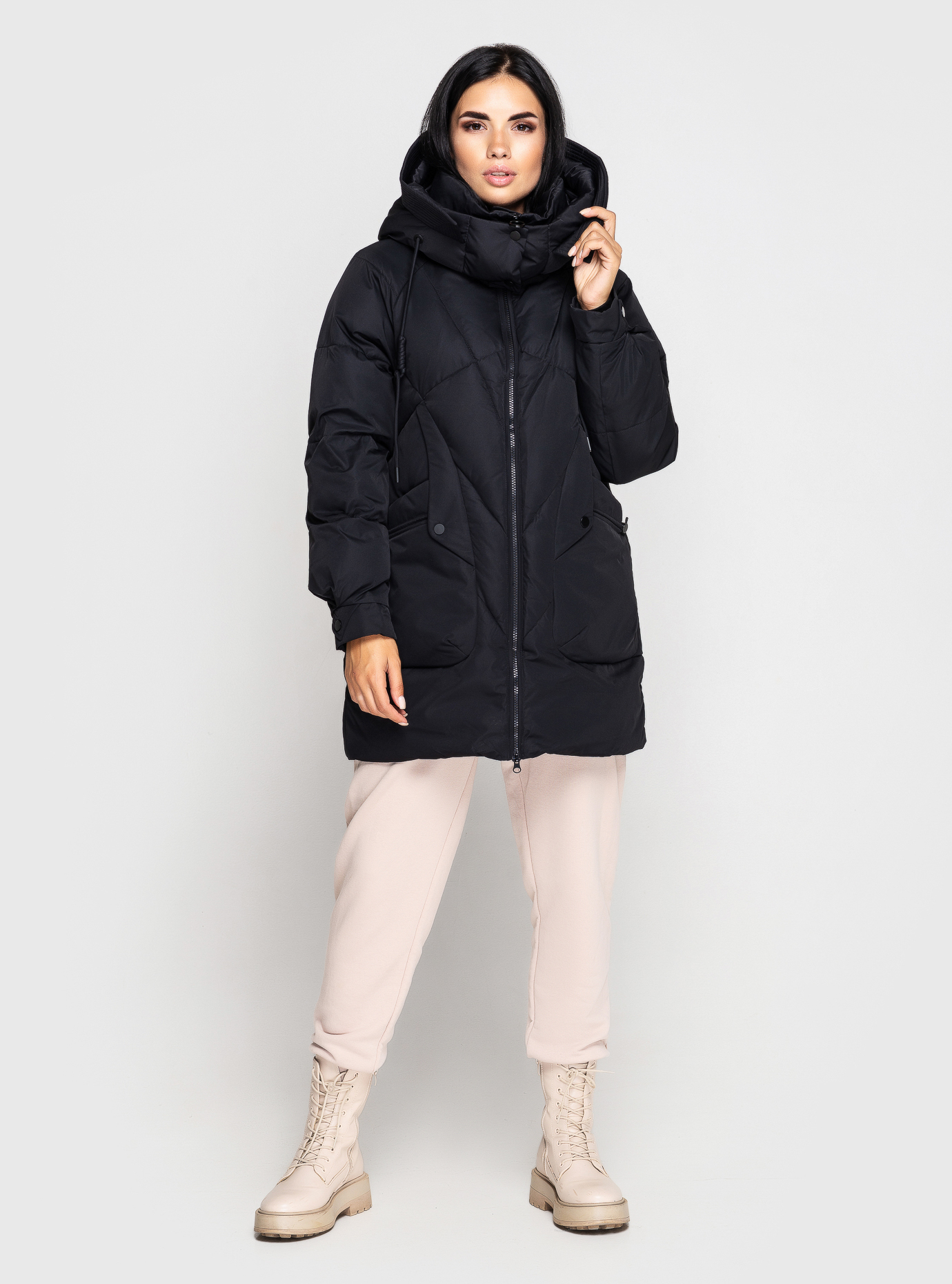 Короткая зимняя женская куртка Towmy 2125 Чёрный S (TWM2125-06): фото - Alster.ua