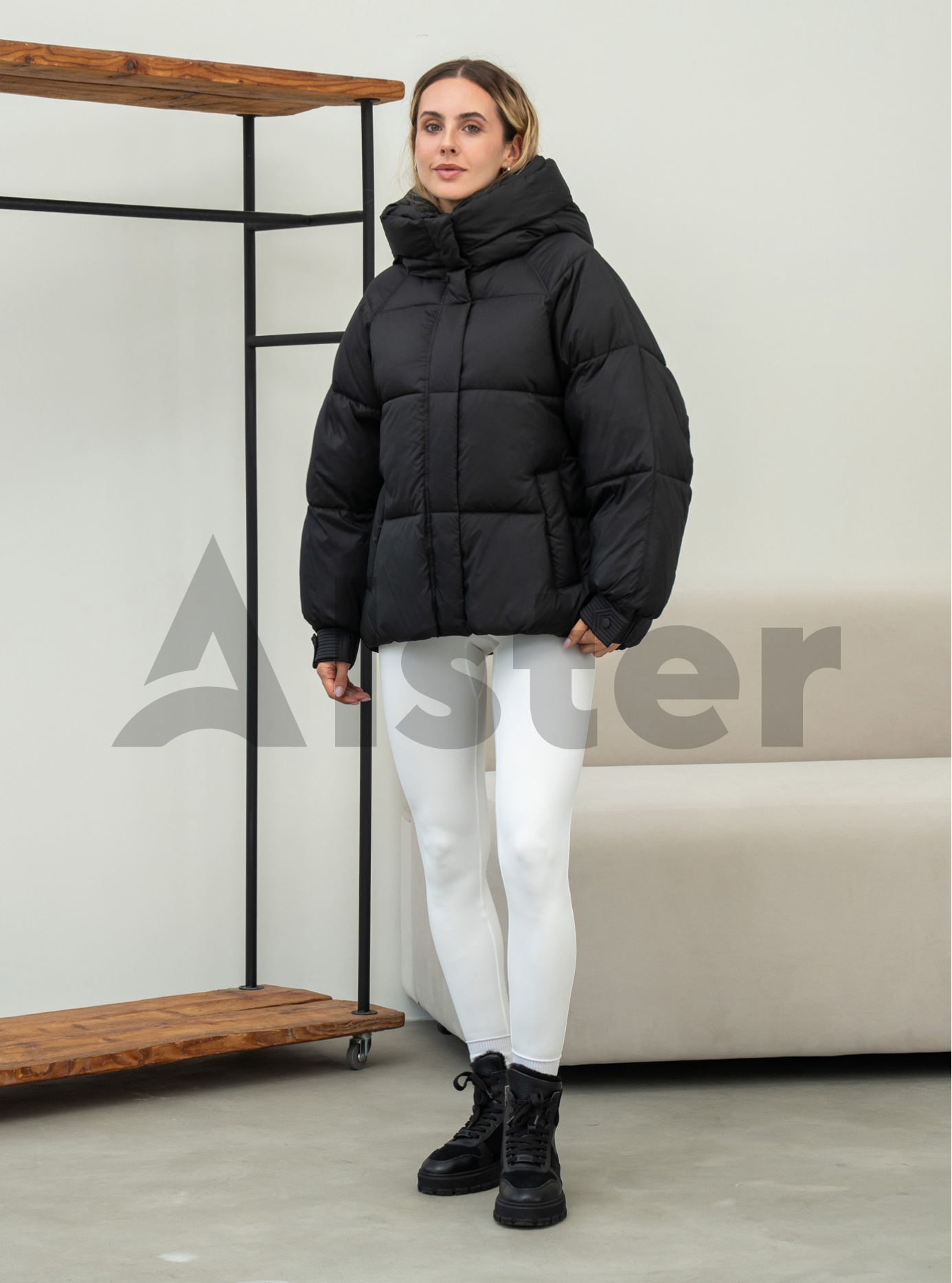 Жіноча зимова куртка Towmy 070 (oversize) Чорний M (26TMA070-06): фото - Alster.ua