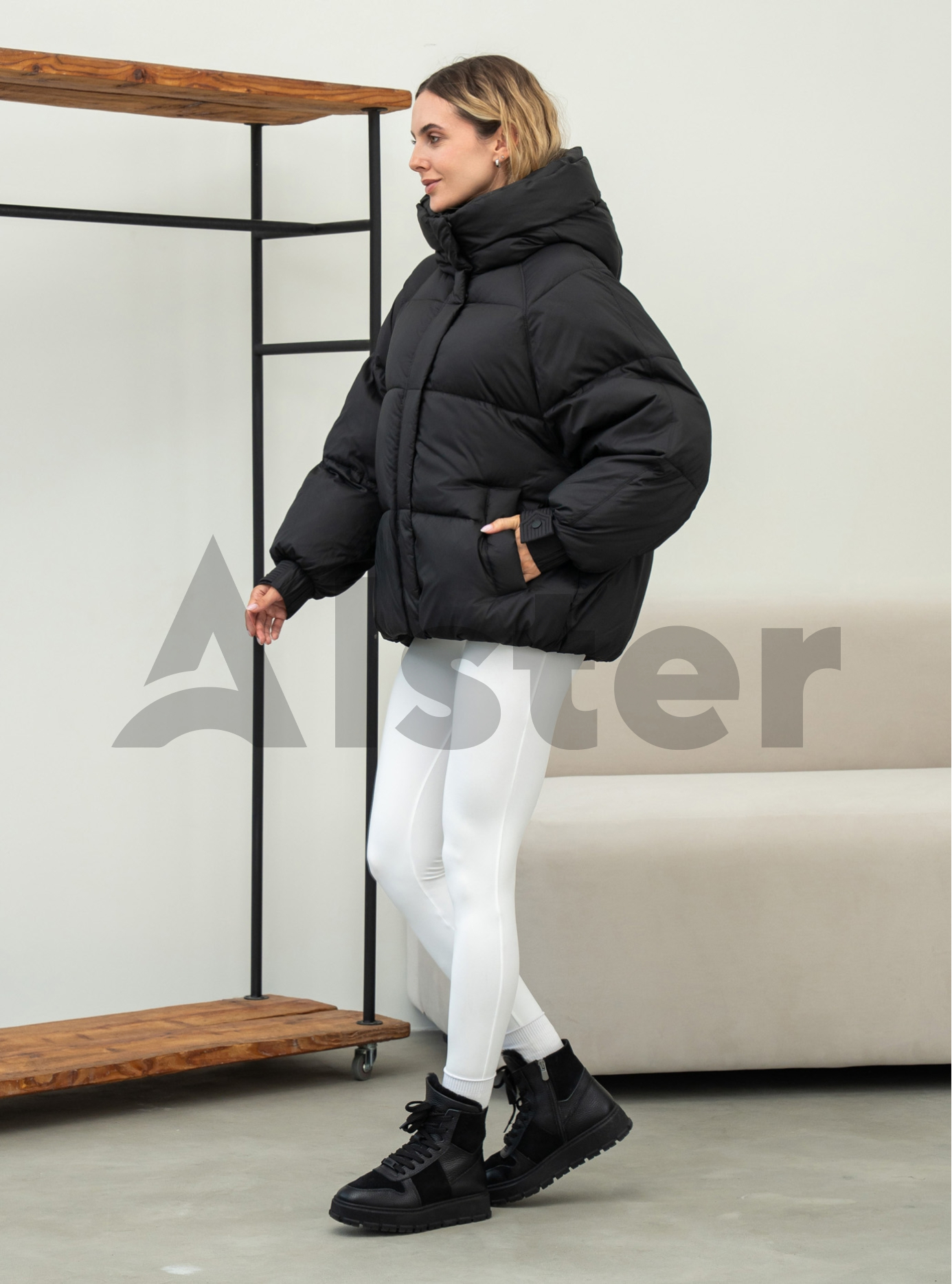 Жіноча зимова куртка Towmy 070 (oversize) Чорний M (26TMA070-06): фото - Alster.ua