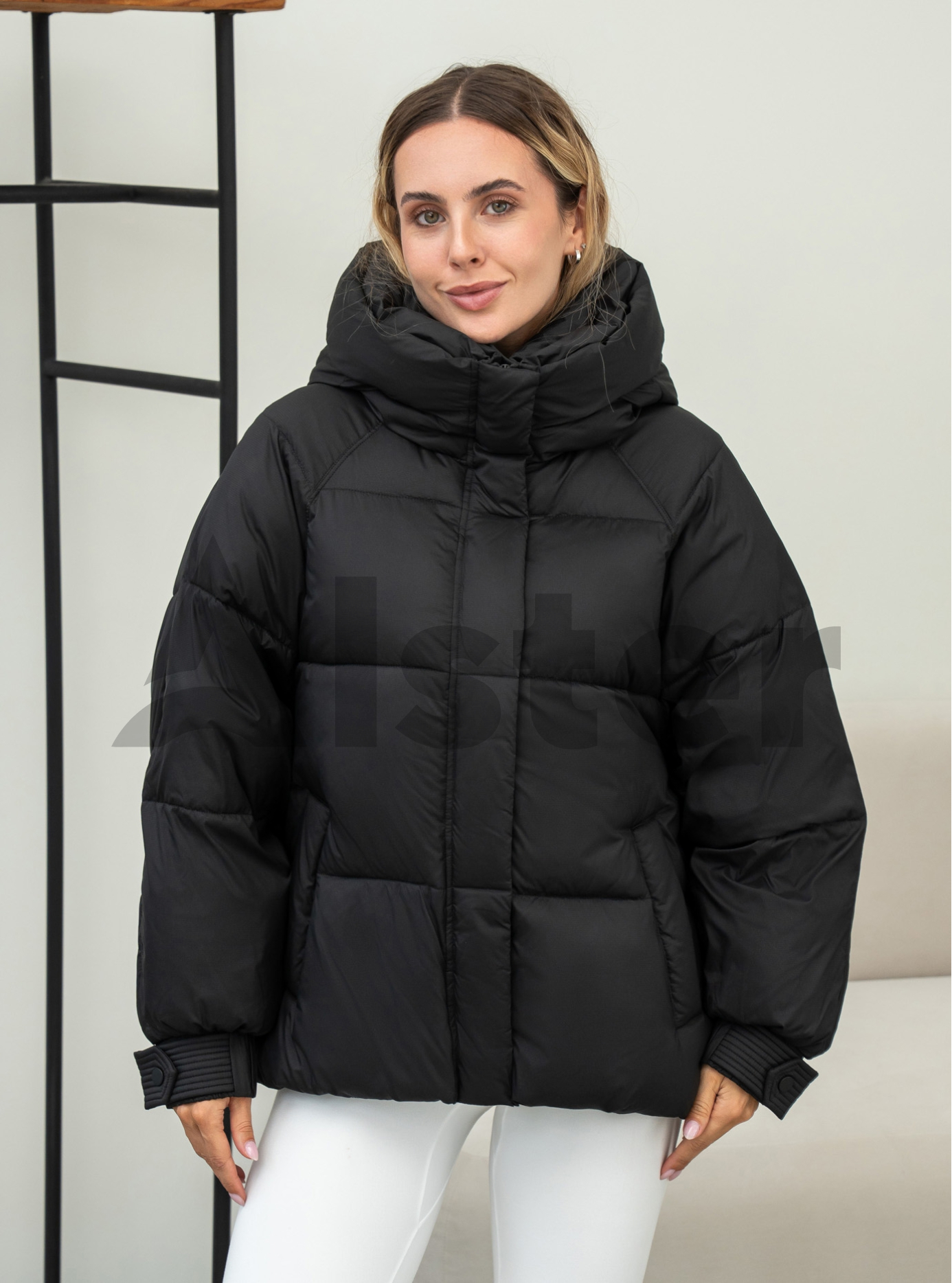Жіноча зимова куртка Towmy 070 (oversize) Чорний M (26TMA070-06): фото - Alster.ua