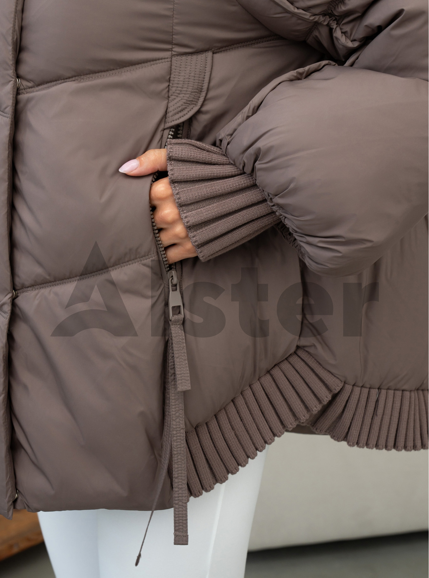 Жіноча зимова куртка Towmy 3575 (oversize) Карамель S (26TM3575-11): фото - Alster.ua