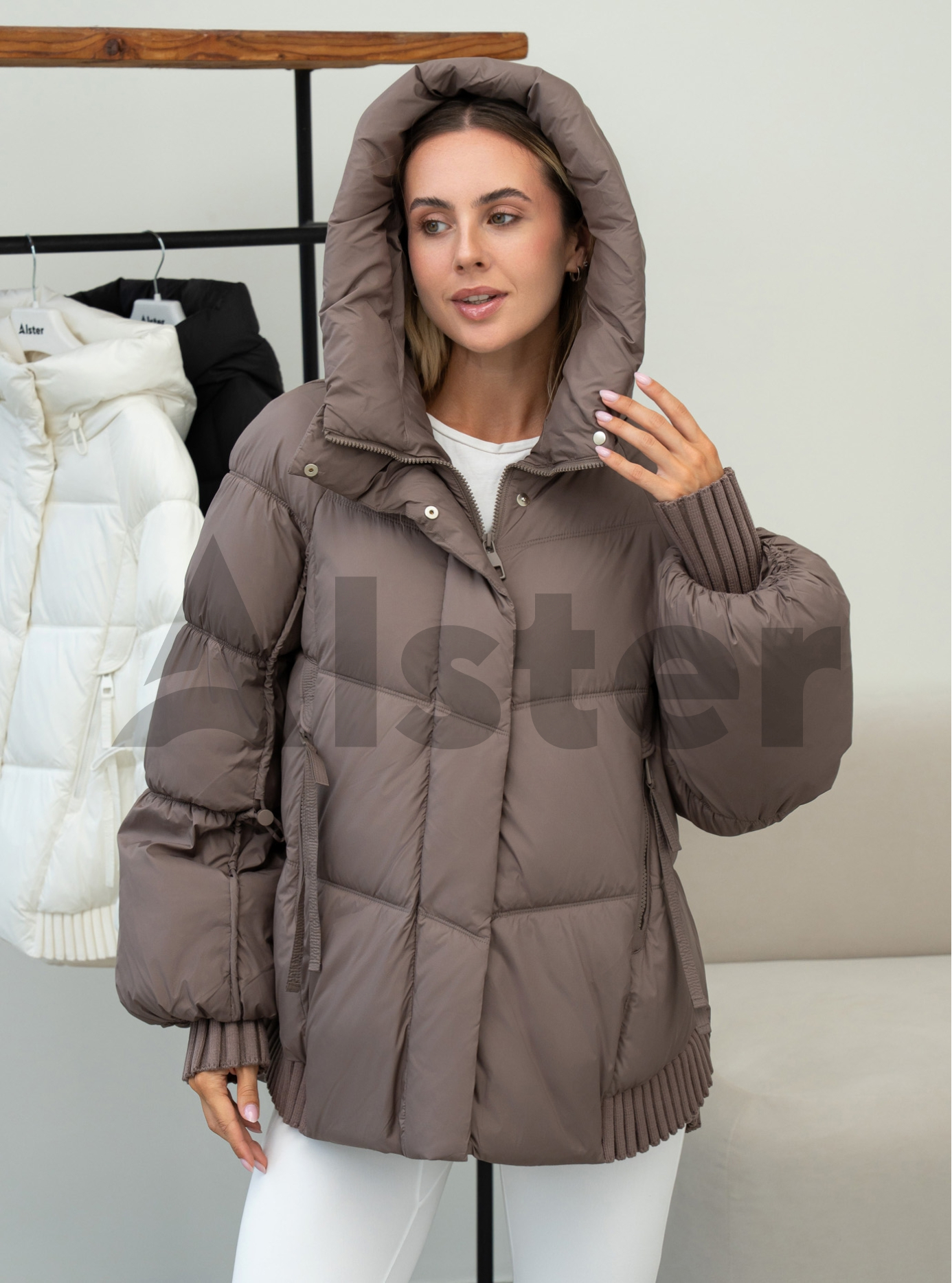 Жіноча зимова куртка Towmy 3575 (oversize) Карамель S (26TM3575-11): фото - Alster.ua