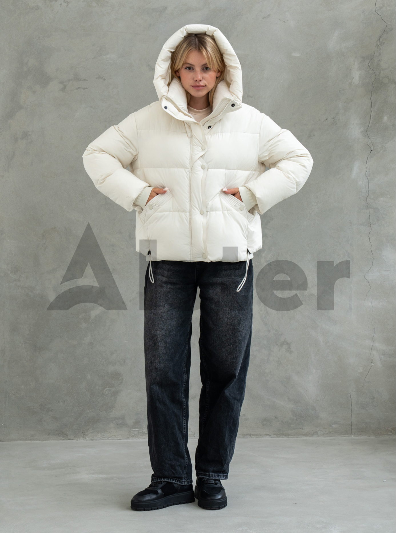 Коротка жіноча зимова куртка Towmy А01 Молочний S (26TMA01-07): фото - Alster.ua