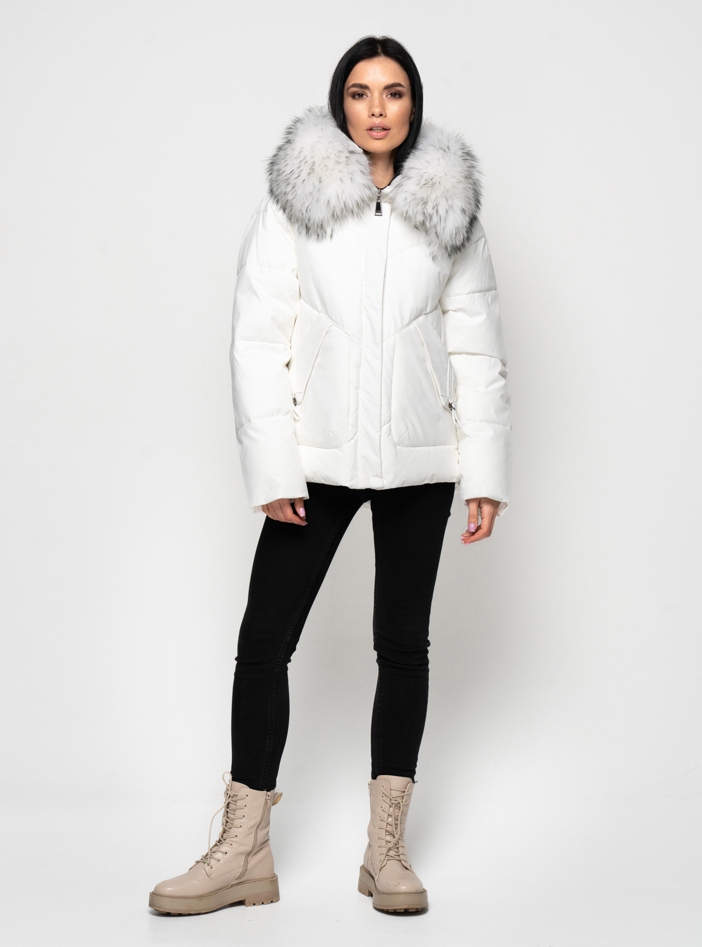 Женская зимняя куртка Vinasier 2603 с мехом енота Белый M (VS2603-02): фото - Alster.ua