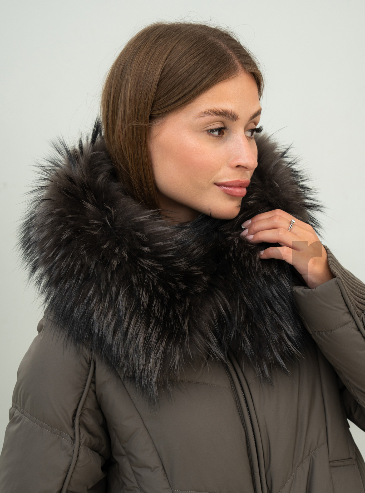 Жіноча зимова куртка видовжена Visdeer 569 big size Бронзовий 46 (25VS569-11): фото - Alster.ua