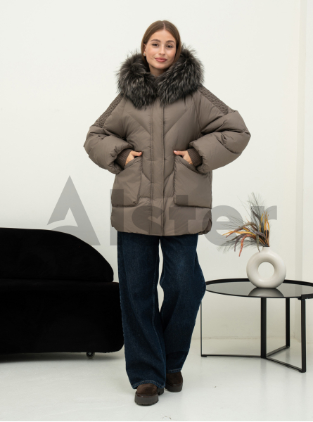 Пуховик средней длины с мехом енота Vo-Tarun 085