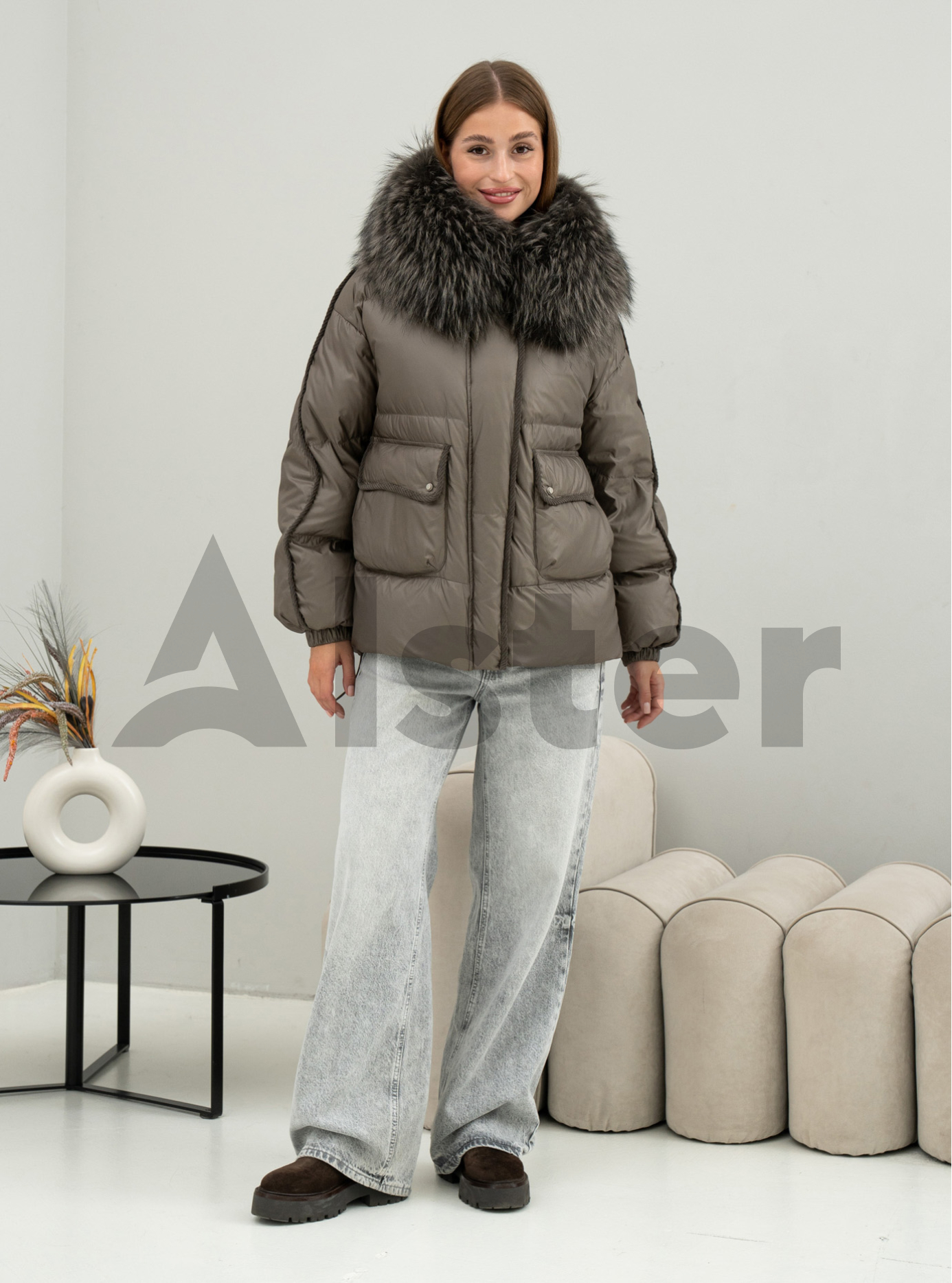 Пуховик средней длины с мехом енота Vo-Tarun 839 Оливковый L (VOT0839-03): фото - Alster.ua Пуховик средней длины с мехом енота Vo-Tarun 839 Оливковый L (VOT0839-03): фото - Alster.ua