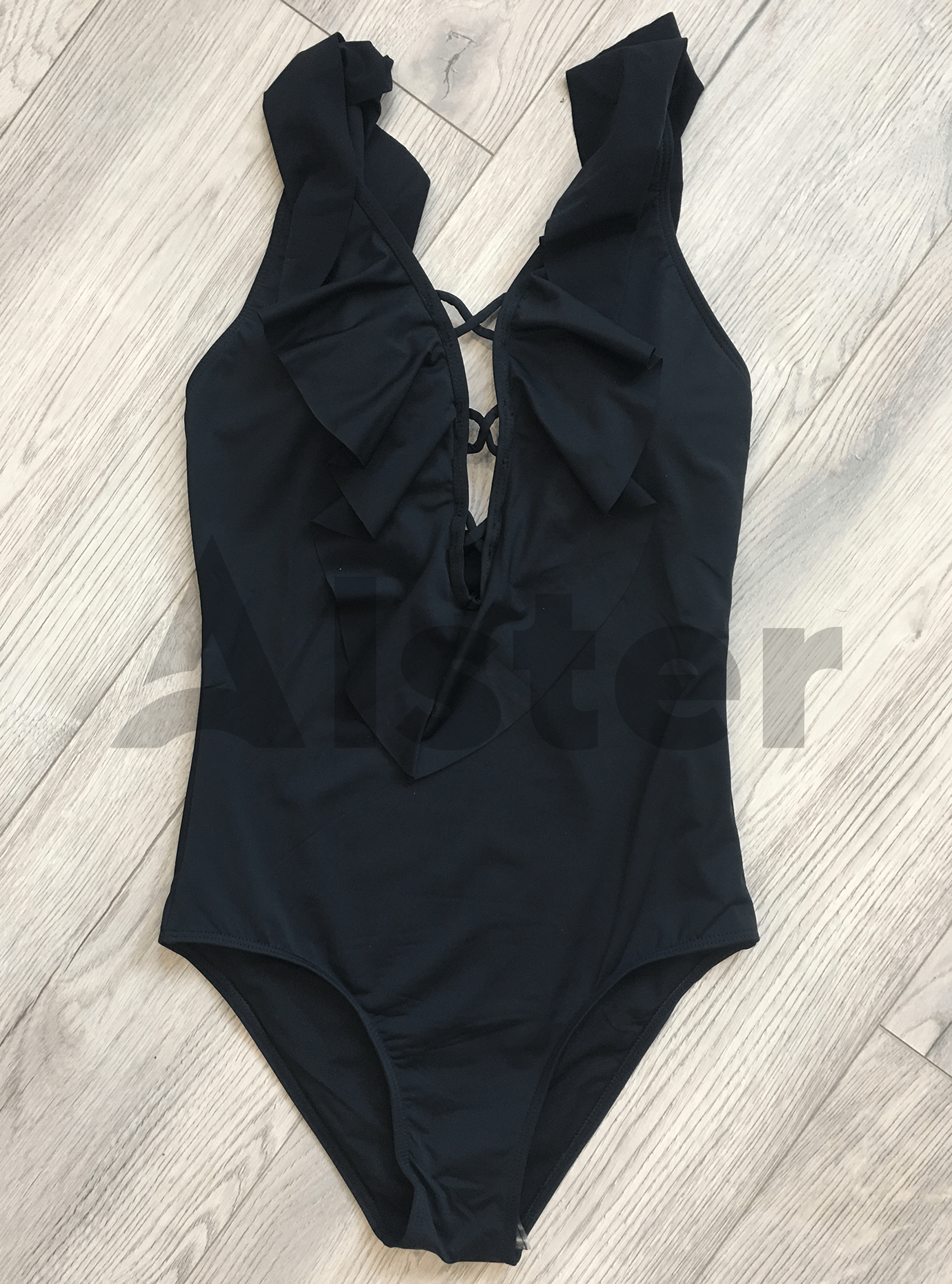 Сдельный купальник с рюшей Чёрный 38 (01-KK19006): фото - Alster.ua Сдельный купальник с рюшей Чёрный 38 (01-KK19006): фото - Alster.ua