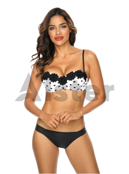 Раздельный купальник с цветами Раздельный купальник с цветами