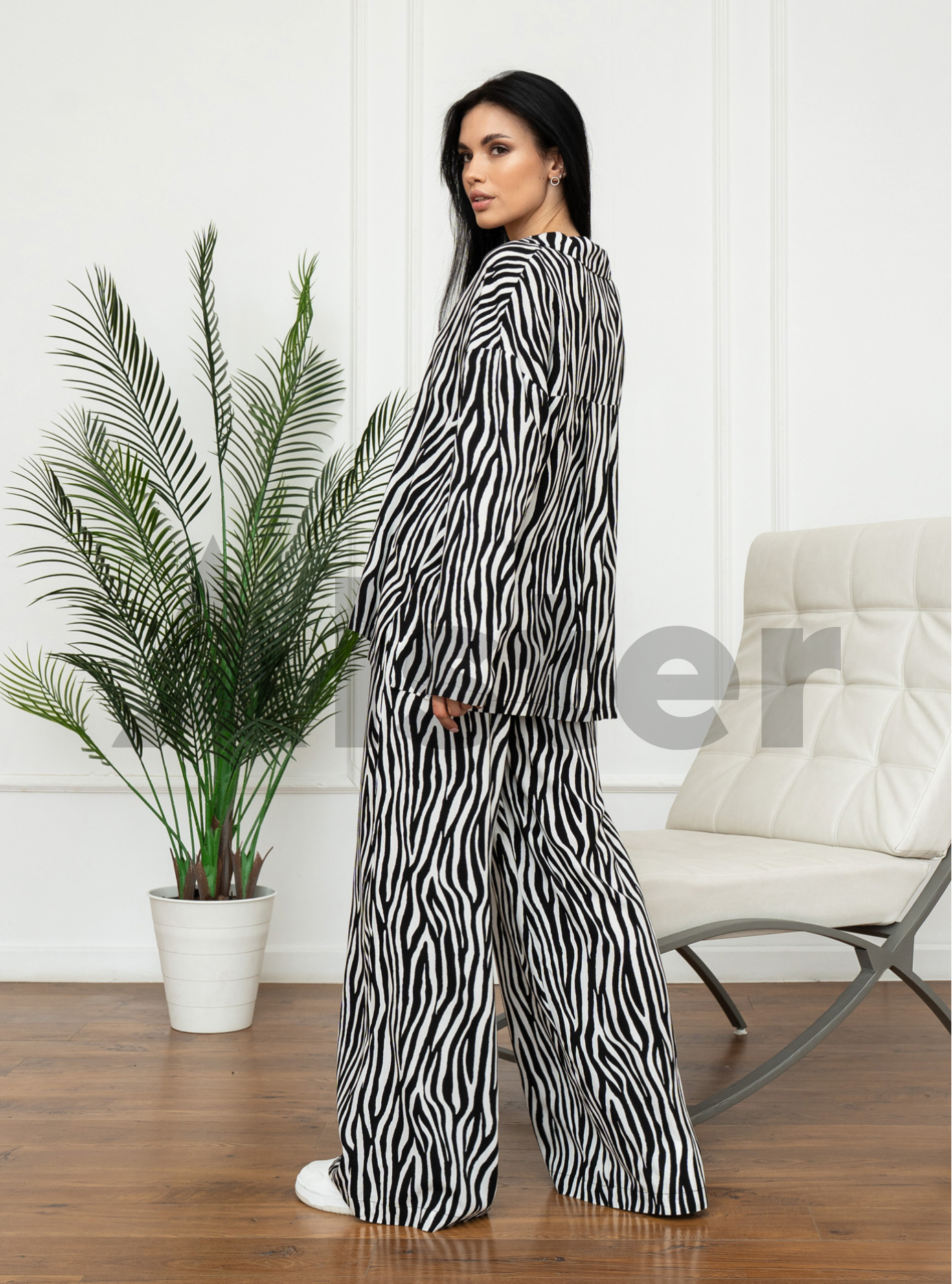 Стильный трикотажный женский костюм Samange K-014 Чёрный L (K-014-09): фото - Alster.ua