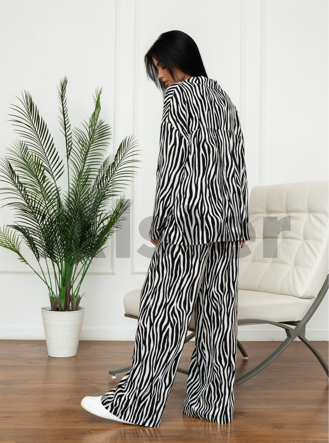 Стильный трикотажный женский костюм Samange K-014 Чёрный L (K-014-09): фото - Alster.ua